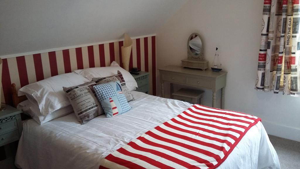 איסטבורן Cambridge House Guest House חדר תמונה