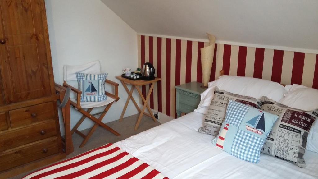איסטבורן Cambridge House Guest House חדר תמונה