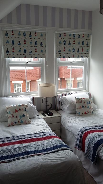 איסטבורן Cambridge House Guest House חדר תמונה