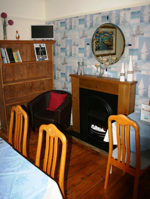 איסטבורן Cambridge House Guest House מראה חיצוני תמונה