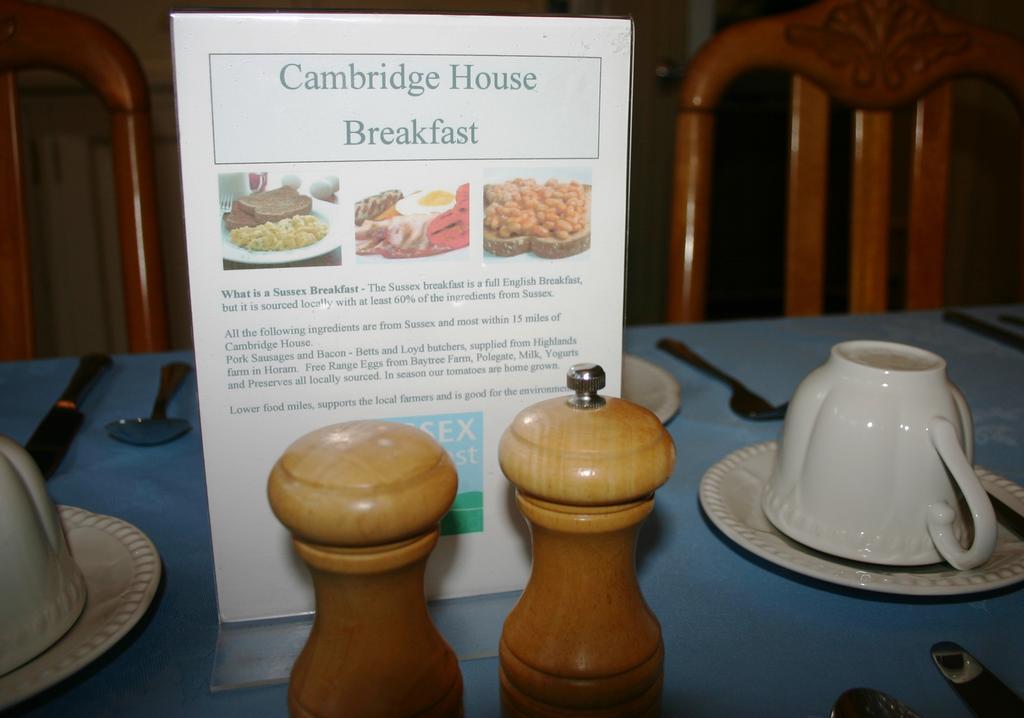 איסטבורן Cambridge House Guest House מראה חיצוני תמונה