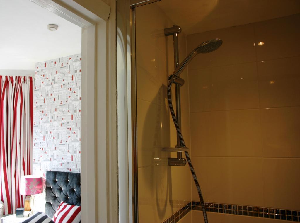 איסטבורן Cambridge House Guest House חדר תמונה