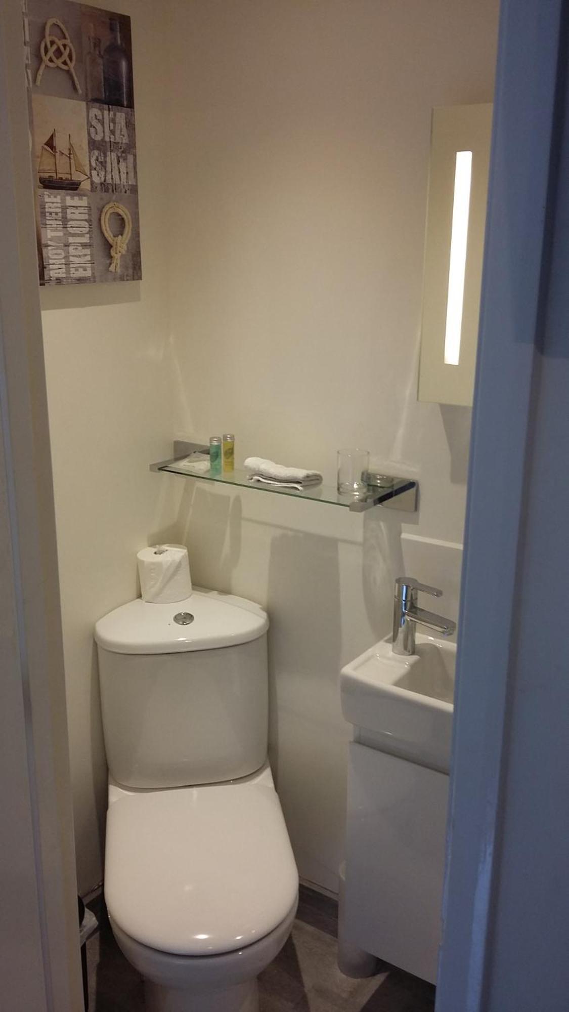 איסטבורן Cambridge House Guest House מראה חיצוני תמונה
