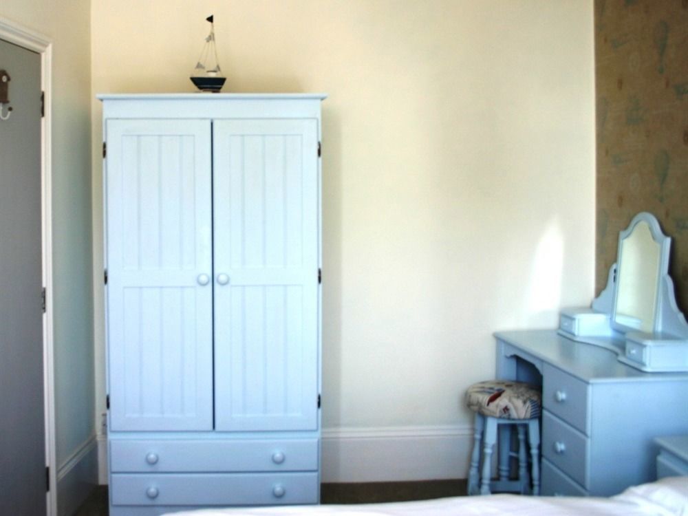 איסטבורן Cambridge House Guest House מראה חיצוני תמונה