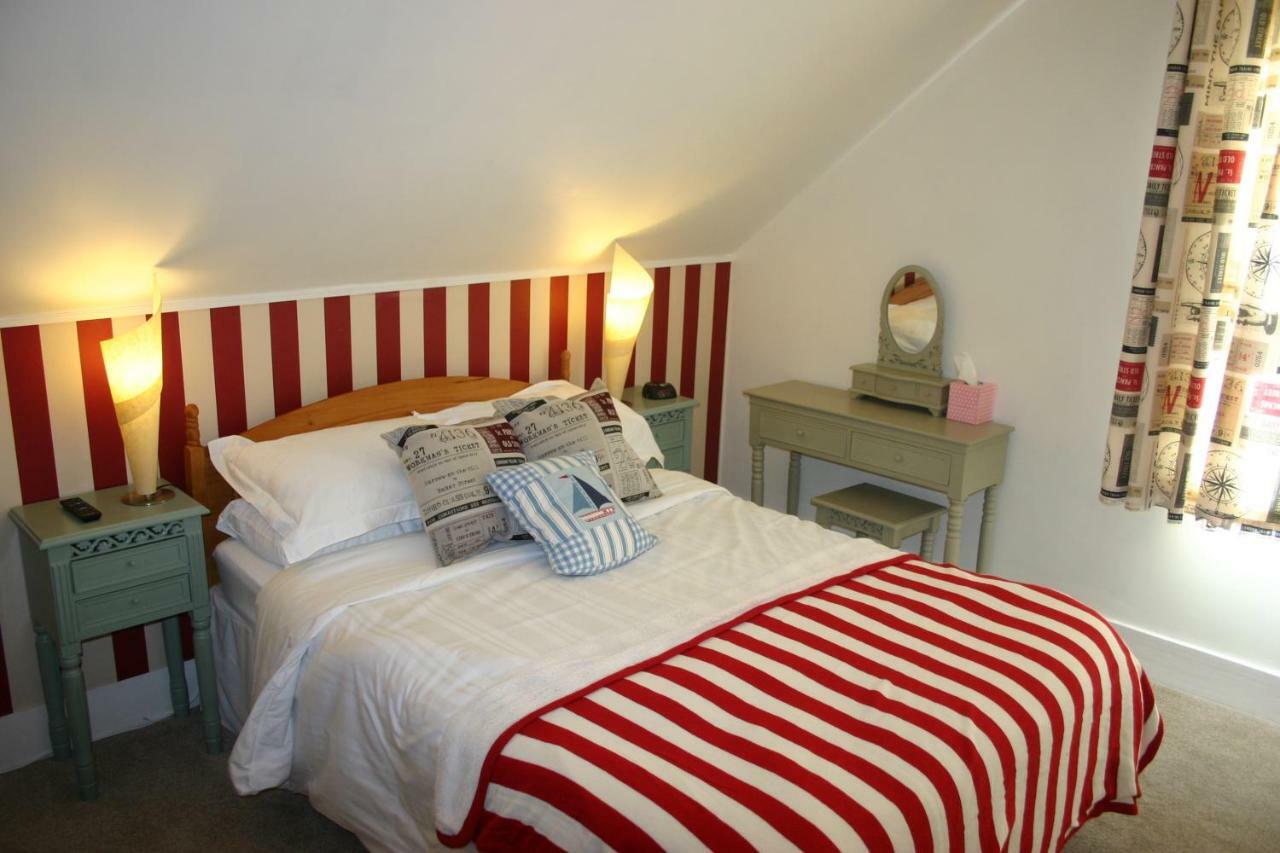 איסטבורן Cambridge House Guest House חדר תמונה